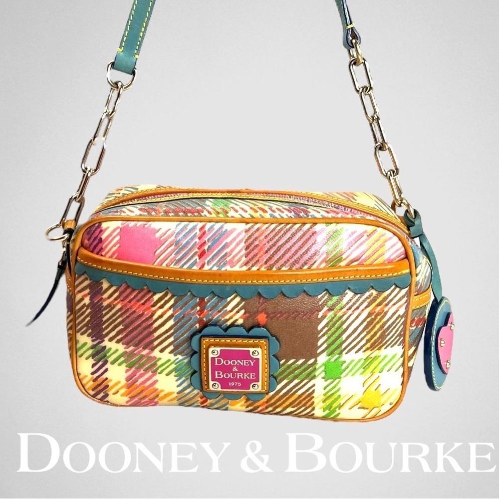 DOONEY & BOURKE Cute Preppy Plaid Mini shoulder bag w/ lovely gingham pattern!